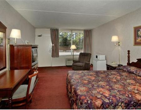 הומווד Travel Inn חדר תמונה