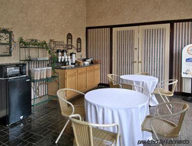 הומווד Travel Inn מסעדה תמונה